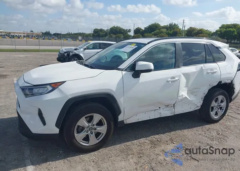 2020 Toyota Rav4 Xle from USA, damaged, VIN 2T3W1RFV1LC079243
